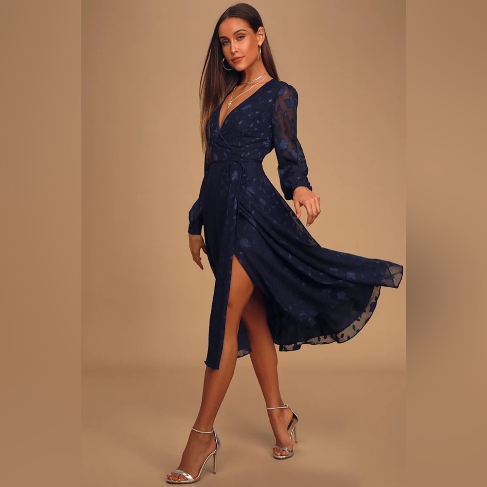 Lulu's Midnight Blue Long Sleeve Midi Dress - worn once